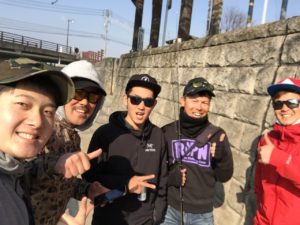 春バス求め倉敷川に殴り込み